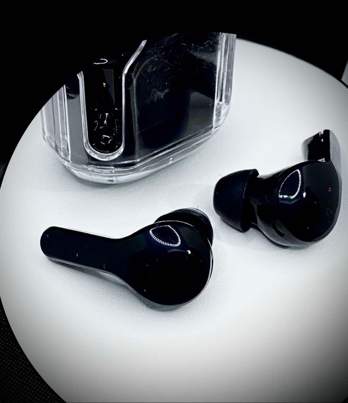 ULTRAPODS MAX TRUE WIRELESS EARBUDS MIX COLOR - Image 4